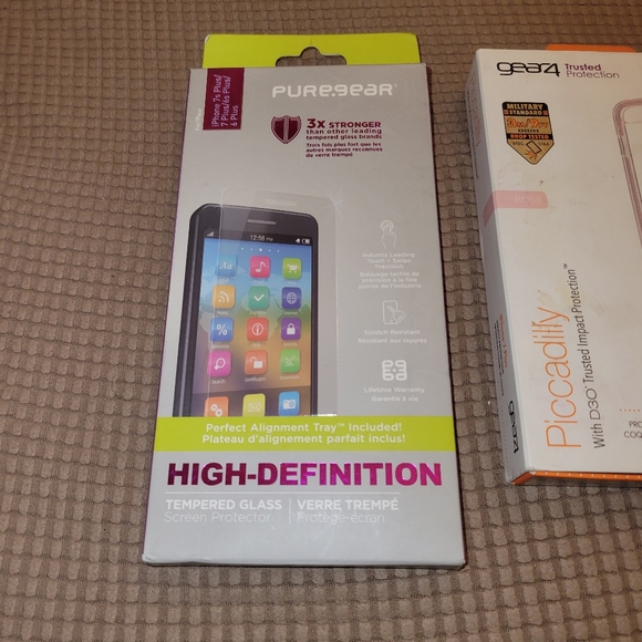 Gear4 D3O Piccadilly Case & PureGear Screen Protector for iPhone 7 Plus - Picture 2 of 6